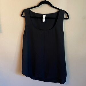 Wynne Layers Crepe Georgette Shirttail Tank Black 2X